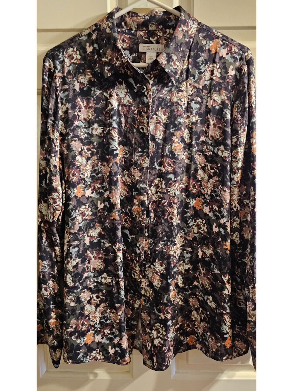 NWOT Nordstrom Signature Silk Blouse Size L Floral pattern